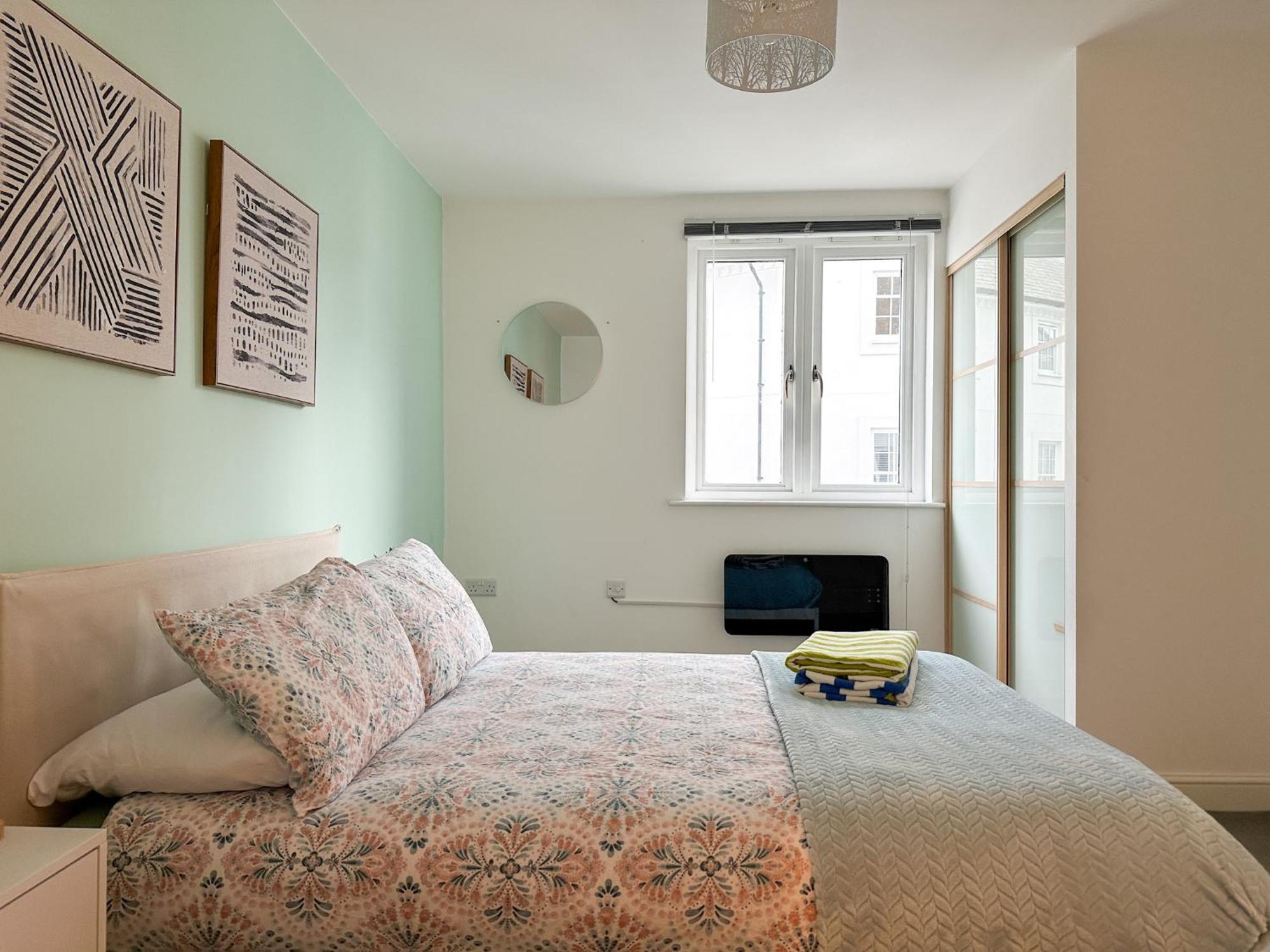 Luxury 2 Bedroom City Centre Apartment - Secure Parking - Amazing Location! Canterbury Exteriér fotografie